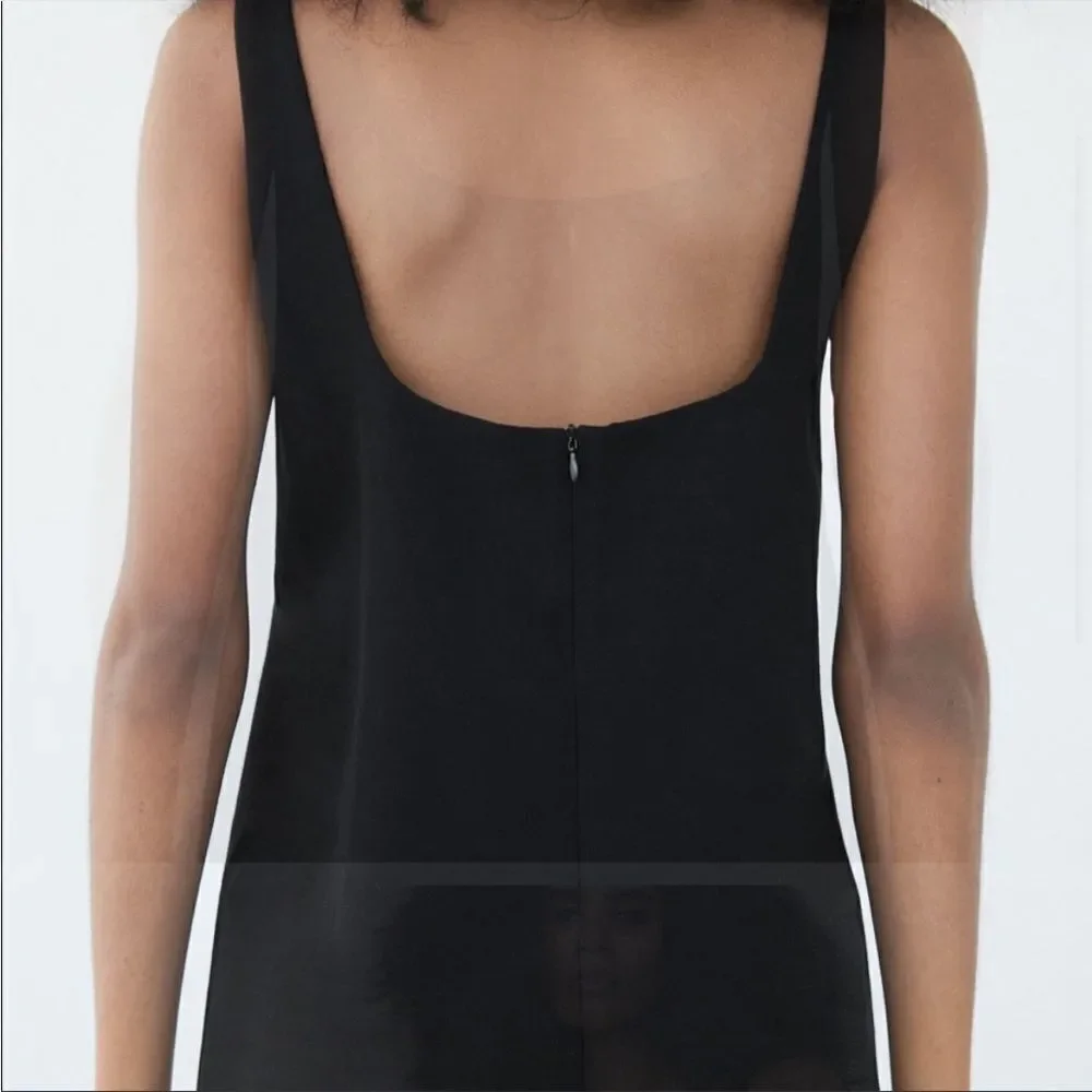 ✨Zara Sleeveless Romper ✨